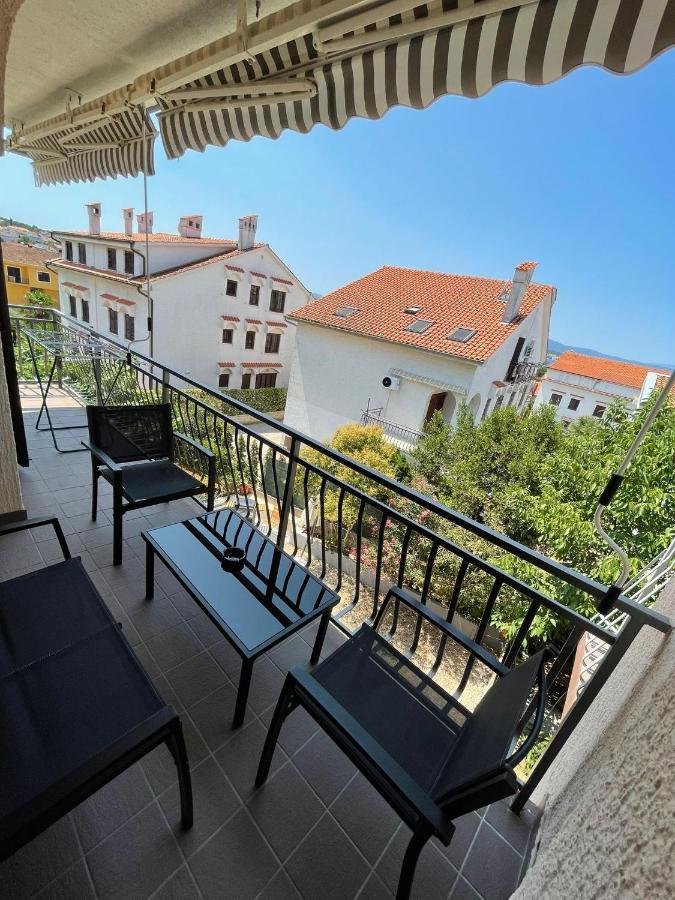 Apartments Fratelli Malinska Exterior foto